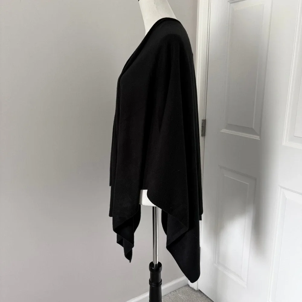 Coco + Carmen Wrap Kiara O/S Black Lightweight Open Front Layering Shawl Poncho